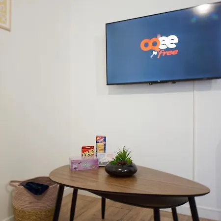 Le Pyrenid - 3 Personnes - Bureau & Wifi Apartment *